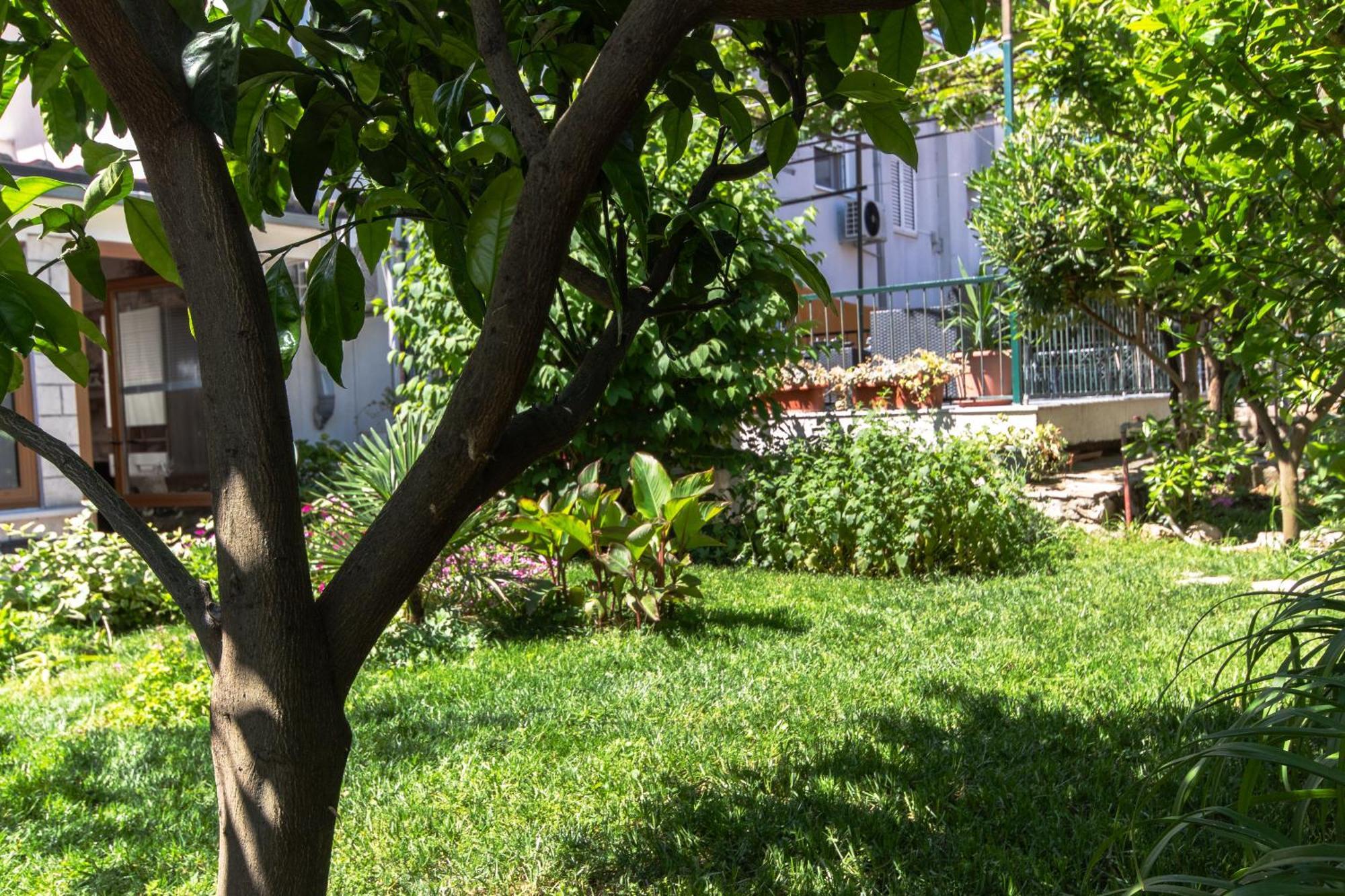 Marjan Hill 3-Br Apt,5 Guests Private Garden Near Beach Split Ngoại thất bức ảnh